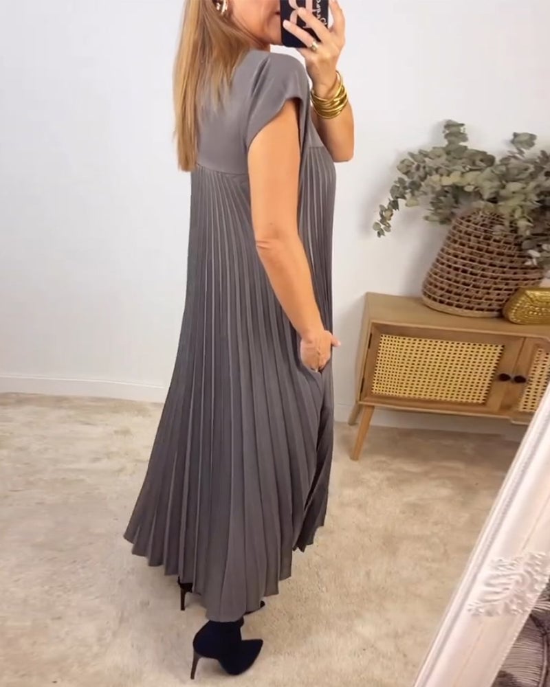 Giselle™ Effortlessly Elegant Pleated Dress